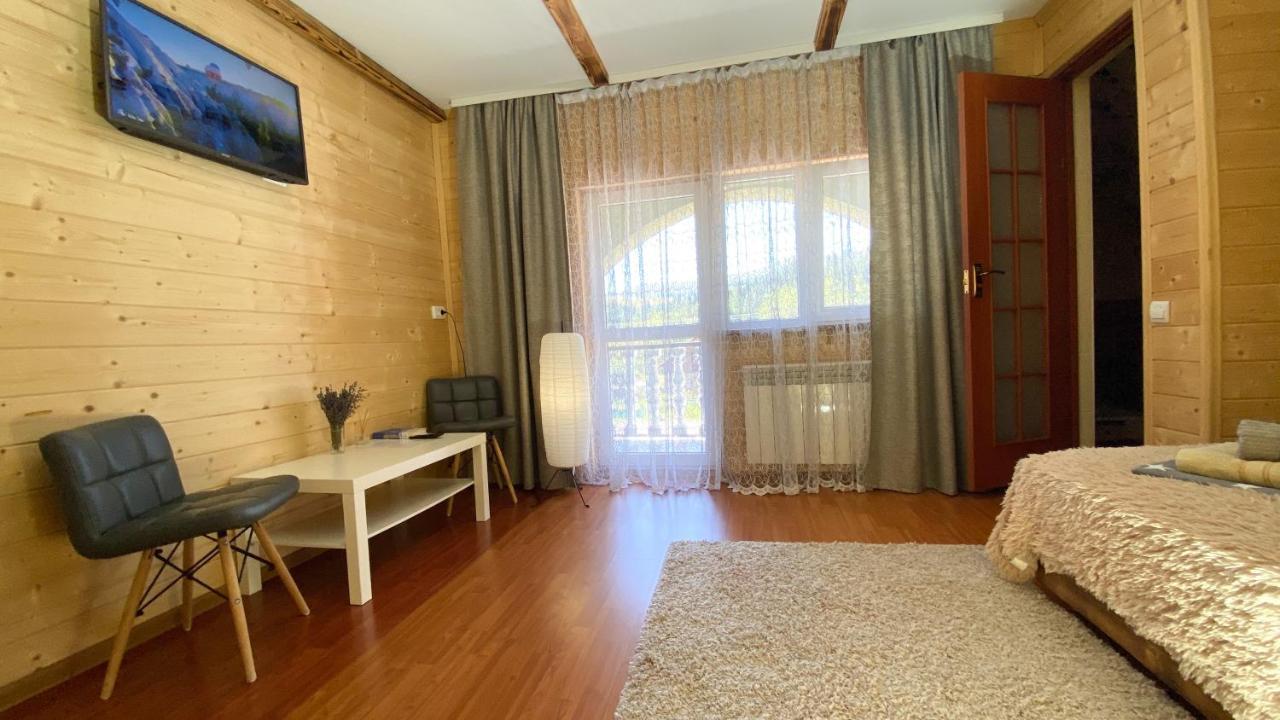 Чотири Сезони Hotel Izki Luaran gambar