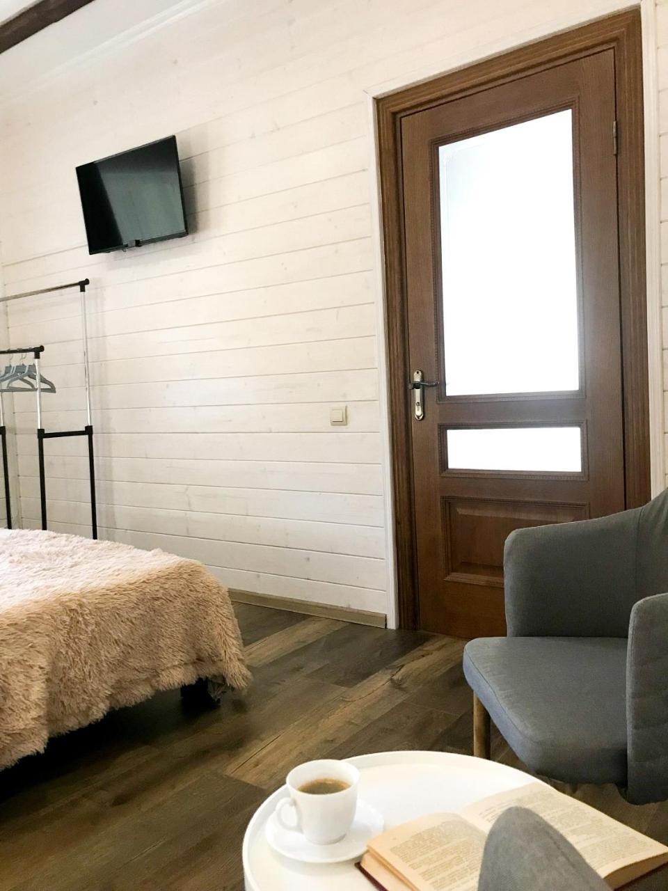 Чотири Сезони Hotel Izki Luaran gambar
